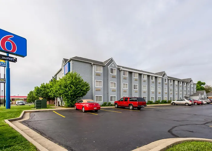 Cheap hotels 6 Indianapolis Carmel