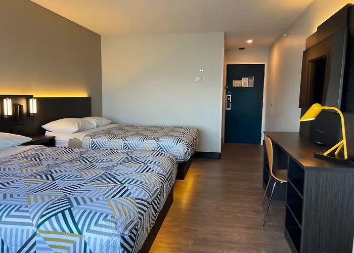Cheap hotels 6 Indianapolis Carmel