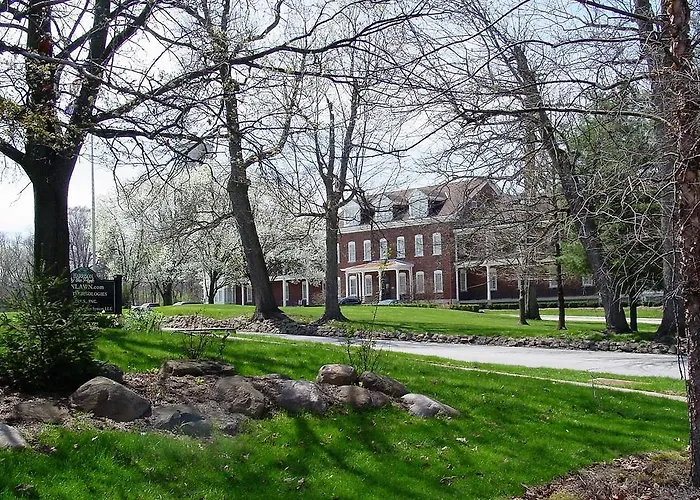 Fort Harrison State Park Inn